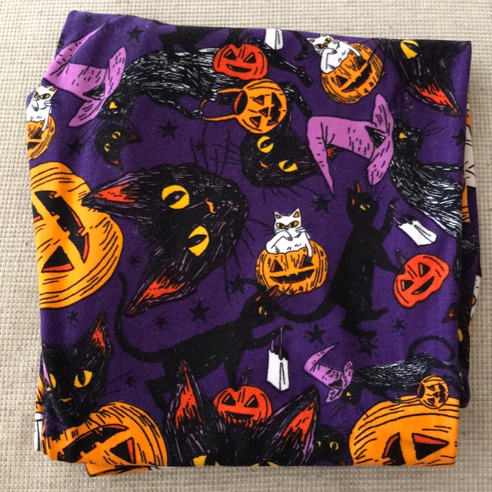 TC Lularoe Halloween leggings 🎃😻